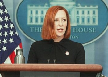 “ভারত রাশিয়ার অশোধিত তেলের ছাড়ের প্রস্তাব গ্রহণ  করলে আমেরিকান নিষেধাজ্ঞার লঙ্ঘন হবে না” : হোয়াইট হাউস