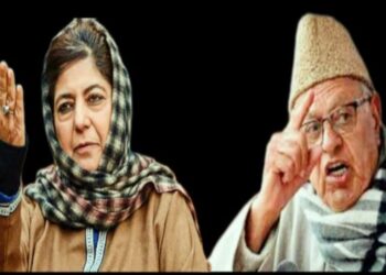 ‘দ্য কাশ্মীর ফাইলস’ রিলিজ হতেই মুখ খুলতে শুরু করেছেন কাশ্মীরী পন্ডিতদের নরসংহারের সময় নীরবতা পালন করা ব্যক্তিত্বরা