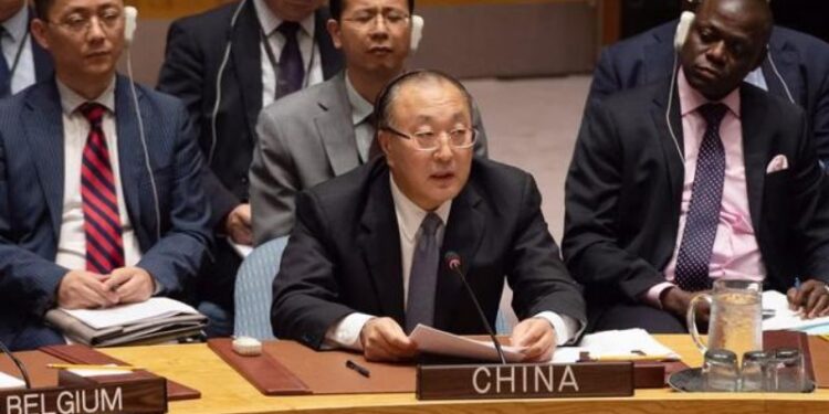 রাশিয়ার বিরুদ্ধে নিষেধাজ্ঞার সমালোচনা করল চীন