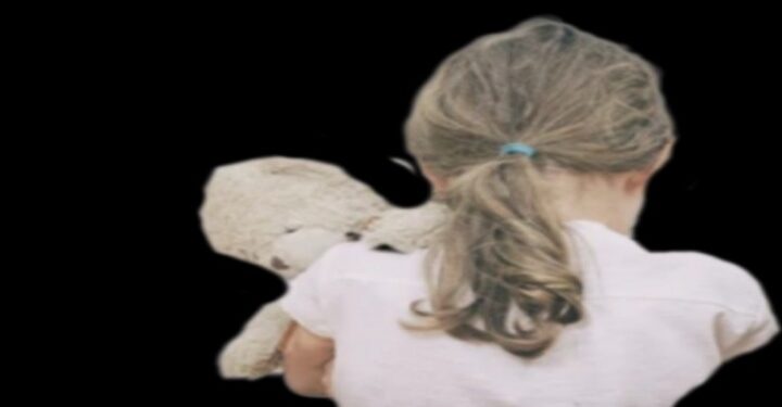 ৯ বছরের শিশুকন্যাকে ধর্ষণ করত স্বামী, সাহায্য করত স্ত্রী, গ্রেফতার দম্পতি