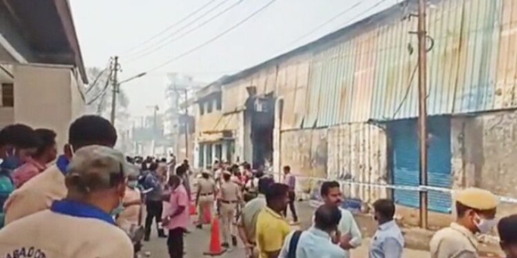 তেলেঙ্গানার সেকেন্দ্রাবাদের গোডাউনে ভয়াবহ অগ্নিকাণ্ড, জীবন্ত দগ্ধ হয়ে ১০ শ্রমিকের মৃত্যু, গুরুতর জখম এক