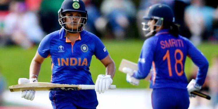 বাংলাদেশকে হারিয়ে সেমিফাইনালে ইংল্যান্ড, ‘ডু অর ডাই’ ম্যাচে দক্ষিণ আফ্রিকার মুখোমুখি ভারত