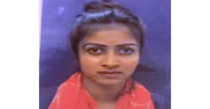 বাড়ির রঙ করা নিয়ে বাবার সঙ্গে মনোমালিন্যের জেরে অভিমানে আত্মঘাতী দশম শ্রেণীর ছাত্রী