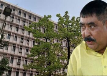 গরু পাচার মামলায় সিবিআইয়ের মুখোমুখি হওয়া নিয়ে সন্দেহ, ফের হাসপাতালে ভর্তি হলেন অনুব্রত