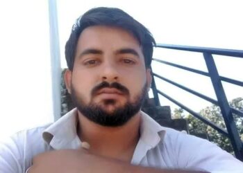 পরিচিত পরিবারের ১৫ বছরের কিশোরীকে ধর্ষণের চেষ্টায় ব্যর্থ হয়ে গলার নলি কেটে খুন, অভিযুক্ত আসিফ মহম্মদকে সর্বোচ্চ শাস্তির দাবি