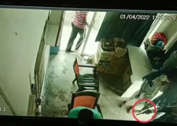 দিনে দুপুরে পেট্রোল পাম্পে ডাকাতির চেষ্টা তিন সশস্ত্র দুষ্কৃতীর, চাঞ্চল্য হরিশ্চন্দ্রপুরে