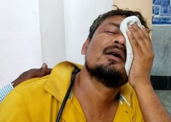 গনেশ পুজোর চাঁদার নামে জুলুমবাজী কালনায়, মারধরে জখম কন্টেনার চালক