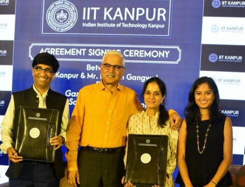 উন্নত পরিকাঠামো গড়তে আইআইটি কানপুরকে ১০০ কোটি টাকা দান করলেন প্রাক্তনী