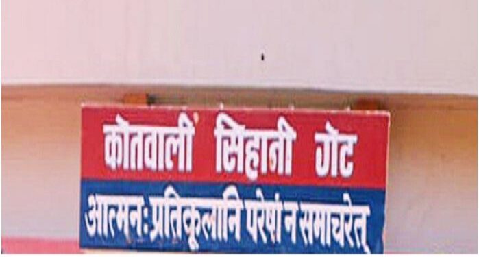 অক্ষয় কুমারের ‘স্পেশাল 26’ সিনেমার কায়দায় দোকানে হানা দিয়ে লুটপাটের অভিযোগ, গ্রেফতার ৩ কুখ্যাত প্রতারক