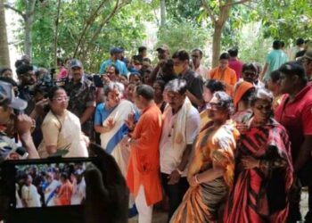 হাঁসখালির নির্যাতিতা কিশোরীকে জীবন্ত পোড়ানো হয়েছিল বলে সন্দেহ প্রকাশ বিজেপির ‘ফ্যাক্ট ফাইন্ডিং’ দলের