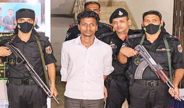 বাপের বাড়ি থেকে অতিরিক্ত পনের টাকা আনতে না পারায় তৃতীয় পক্ষের অন্তঃসত্ত্বা স্ত্রীকে দু’হাত পা ভেঙে, মাথা থেঁতলে খুন করল মোহম্মদ সুমন নামে যুবক