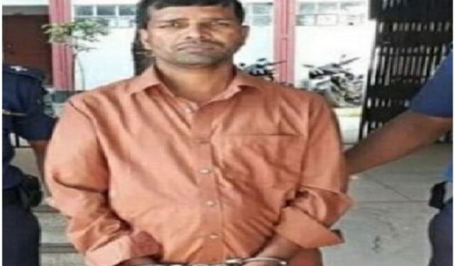 মোটরসাইকেল চুরি করতে গিয়ে হাতেনাতে ধরা পড়ল ‘চোর’ কাউন্সিলর