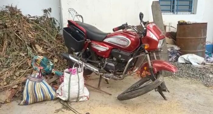 দুবরাজপুরে বেপরোয়া লরির ধাক্কায় মৃত্যু ২ বাইক আরোহীর