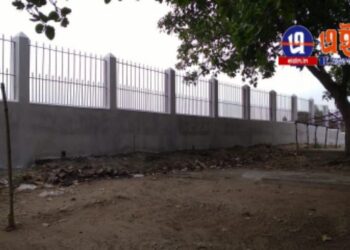 নিম্নমানের সামগ্রী দিয়ে নির্মান হচ্ছে সীমানাপ্রাচীর, চুরি হয়ে যাচ্ছে লোহার সামগ্রী – অভিযোগ আউশগ্রামের পাণ্ডুরাজা প্রত্ন গবেষণা কেন্দ্রের সম্পাদকের