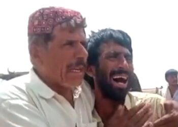 পাকিস্তানের সিন্ধু প্রদেশের গ্রামে ভয়াবহ অগ্নিকাণ্ড, জীবন্ত দগ্ধ হয়ে ৯ শিশুর মৃত্যু, গুরুতর অগ্নিদগ্ধ ২০