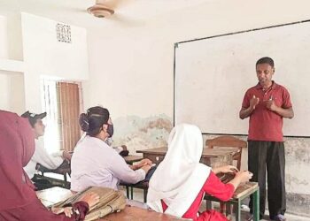 বিনা দোষে ১৯ দিন জেলের সাজা ভোগ করলেন বাংলাদেশের হিন্দু শিক্ষক, তদন্তে ধর্ম অবমাননার অভিযোগের সত্যতার প্রমাণ মেলেনি