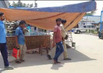 গায়ের রং কালো বলে বধূকে আত্মহত্যায় প্ররোচনা, গ্রেপ্তার স্বামী ও শ্বশুর