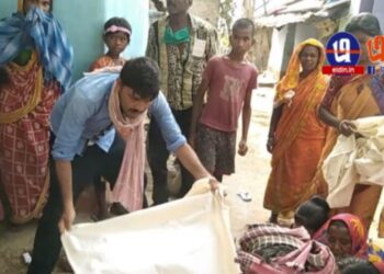 রোজার মাঝেই দূর্ঘটনায় নিহত প্রতিবেশী হিন্দু যুবকের সৎকার করলেন দুই মুসলিম যুবক, সম্প্রীতির অনন্য নজির পূর্ব বর্ধমানের ভাতারে