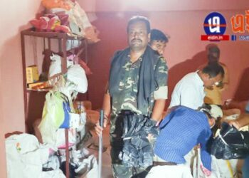 শহরকে নিষিদ্ধ প্লাসটিকমুক্ত করতে অভিযান কাটোয়া পুরসভার