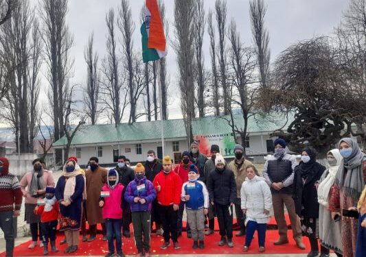 বারামুল্লা জেলার সেনা পরিচালিত স্কুলে ক্লাসের সময় হিজাব নিষিদ্ধ, বিরোধিতা করল জম্মু-কাশ্মীরের রাজনৈতিক দলগুলি