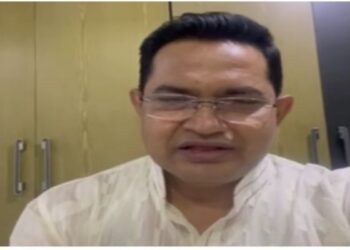 স্নাতক পাশ আদিবাসী তরুণীকে চাকরী দেওয়ার নামে প্রতারণার অভিযোগ কারিগরি শিক্ষামন্ত্রী হুমায়ুন কবীরের বিরুদ্ধে, মন্ত্রী ও তাঁর স্ত্রীর বিরুদ্ধে জাত তুলে গালাগালি করার অভিযোগ তুলেছেন তরুনী