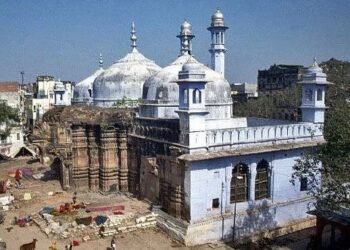 ‘জ্ঞানবাপি মসজিদে’  ভিডিওগ্রাফিক জরিপের অনুমতি দিল বারাণসীর আদালত