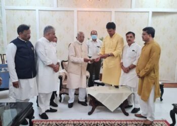 মুখ্যমন্ত্রীর পদ থেকে ইস্তফা দিলেন বিপ্লব কুমার দেব