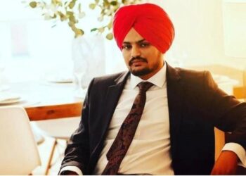 রাজ্য সরকার নিরাপত্তা প্রত্যাহার করতেই পাঞ্জাবি গায়ক সিধু মুজ ওয়ালাকে গুলি করে খুন করল দুষ্কৃতীরা