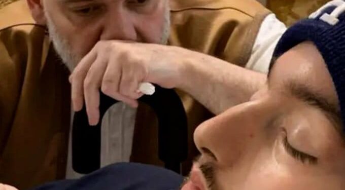 ১৭ বছর ধরে কোমায়,সৌদির ‘স্লিপিং প্রিন্স’-এর ছবি প্রকাশ করল রাজ পরিবার