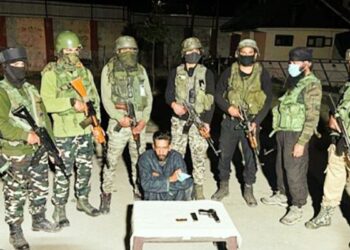 কাশ্মীরের বারামুল্লায় লস্কর-ই-তৈবার স্থানীয় সহযোগী গ্রেফতার, উদ্ধার অস্ত্রসস্ত্র