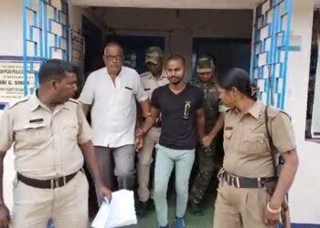 হিউম্যান রাইটস কমিশনের আধিকারিকের পরিচয় দিয়ে পেট্রোল পাম্প মালিকের কাছে তোলাবাজি, গ্রেফতার অভিযুক্ত যুবক