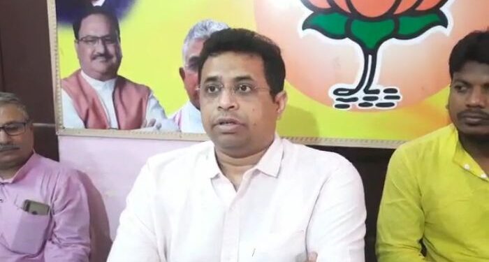 জঙ্গলমহল এলাকাকে আলাদা রাজ্য করার দাবি তুললেন বিজেপি সাংসদ  সৌমিত্র খাঁ