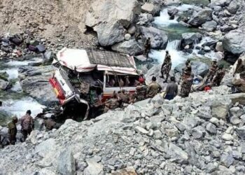 লাদাখে বাস দুর্ঘটনায় ৭ সেনা জওয়ানের মৃত্যু, গুরুতর আহত ১৯