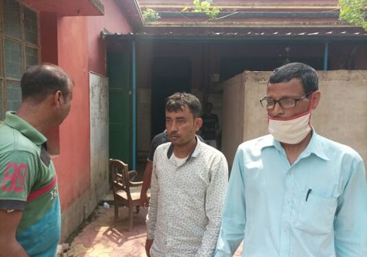 জেলে বসে গাঁজা ও অস্ত্র পাচার চক্র চালাচ্ছিল তৃণমূল নেতা খুনে সাজাপ্রাপ্ত আসামী, বড়সড় চক্রের হদিশ পেলো মঙ্গলকোট থানার পুলিশ, গ্রেফতার এক সিভিক ভলান্টিয়ার