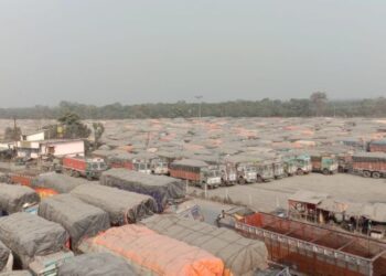 কেন্দ্রের গম রপ্তানির উপর নিষেধাজ্ঞার পর কয়েক হাজার টন গম আটকে ভারত-বাংলাদেশ সীমান্তে, কোটি কোটি টাকা ক্ষতির আশঙ্কা