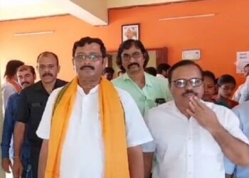 “রাজ্য মন্ত্রীসভা যাই সিদ্ধান্ত নিক রাজ্যপালকে আচার্য পদ থেকে সরানোর হিম্মত তৃণমূলের নেই”- দাবী রাহুল সিনহার