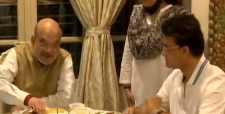 বিসিসিআই সভাপতি পদ থেকে ইস্তফা, সৌরভকে রাজ্যসভায় পাঠানোর প্রস্তুতি বিজেপির !