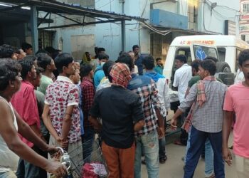 গাছের নিচে আশ্রয় নিয়েও রেহাই মিললো না, বজ্রপাতে মৃত্যু হল দুই যুবকের