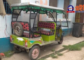 হাসপাতালের বিদ্যুৎ চুরি করে টোটোর ব্যাটারিতে চার্জ দেওয়াকে কেন্দ্র করে শোড়গোল কাটোয়ায়