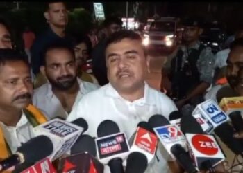 সিঙ্গুরের আর ও বি নিয়ে মুখ্যমন্ত্রীকে কটাক্ষ করলেন রাজ্যের  বিরোধী দলনেতা