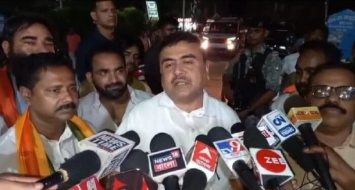 সিঙ্গুরের আর ও বি নিয়ে মুখ্যমন্ত্রীকে কটাক্ষ করলেন রাজ্যের  বিরোধী দলনেতা