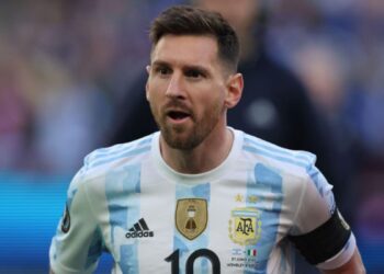 একাই ৫ গোল করে এস্তোনিয়াকে প্রীতি ম্যাচে হারালেন লিওনেল মেসি