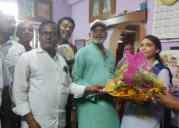 উচ্চ মাধ্যমিকে যুগ্মভাবে দশম ভাতারের পৃথা অধিকারী