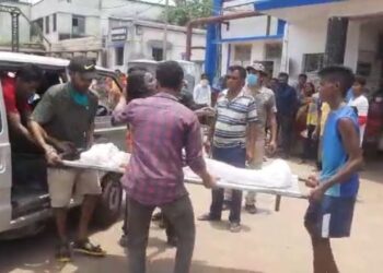 বাঁকুড়ায় রান্নার গ্যাস সিলিন্ডার বিস্ফোরণে গুরুতর দগ্ধ দুই শিশুসহ ৬