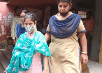 অভিযুক্ত স্বামীসহ ধৃতদের সকলের যাবৎজীবন কারাদণ্ড চান রেণু খাতুন