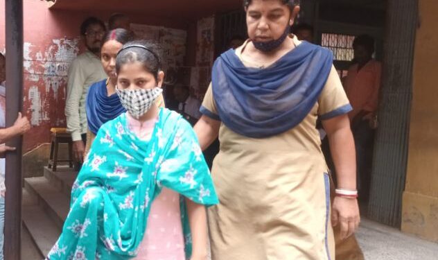 অভিযুক্ত স্বামীসহ ধৃতদের সকলের যাবৎজীবন কারাদণ্ড চান রেণু খাতুন