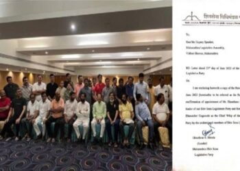 একনাথ শিন্ডেকে বিধানসভার নেতা নির্বাচন করল শিবসেনার বিদ্রোহী বিধায়করা