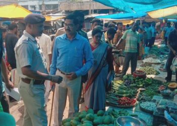 প্লাস্টিক মুক্ত শহর গড়ে তুলতে উদ্যোগী গুসকরা পুরসভা