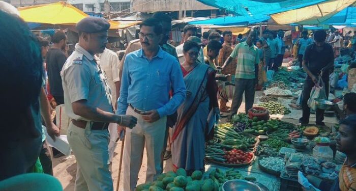 প্লাস্টিক মুক্ত শহর গড়ে তুলতে উদ্যোগী গুসকরা পুরসভা