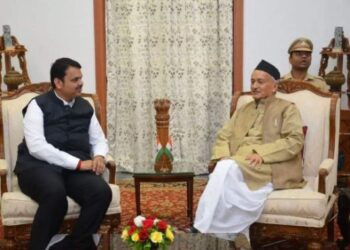 মহারাষ্ট্রের উদ্ভব সরকারকে সরানোর প্রস্তুতি শুরু করে দিল বিজেপি